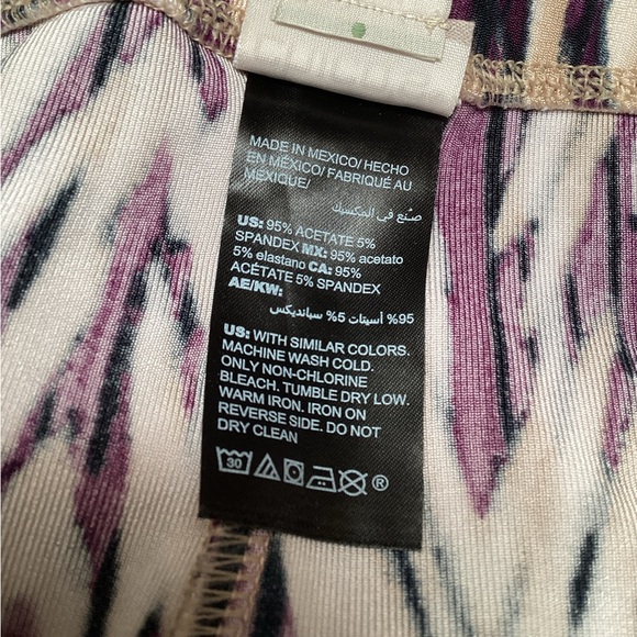 Chico’s womens multicolored pants, size Chico’s 3R (16XL) - Picture 4 of 5